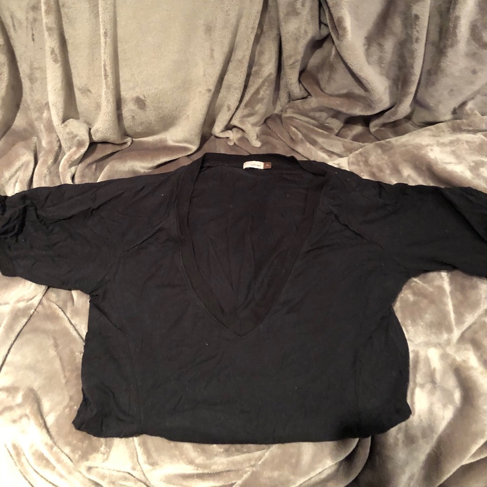 3/$15 Wilfred Aritzia Top
